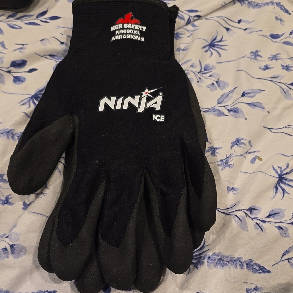 ❤️10/$13 New Ninja Ice Black Gloves abrasion 3 MCR safety